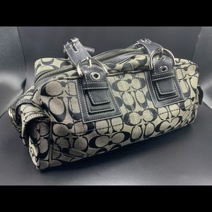 Coach monogram tote bag, like new condition